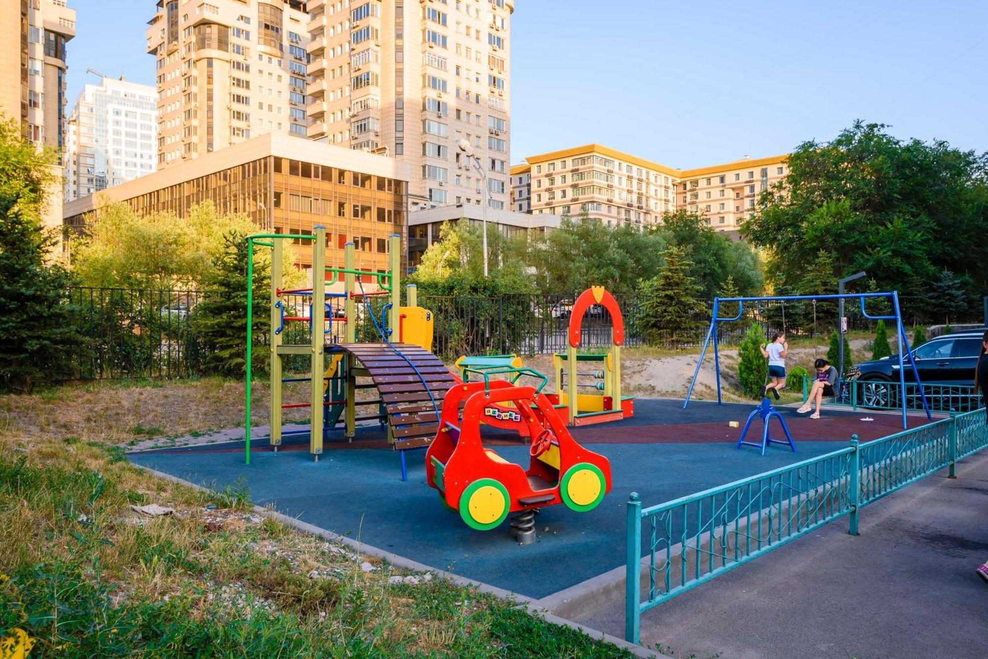 אלמטי Бизнес И Отдых מראה חיצוני תמונה